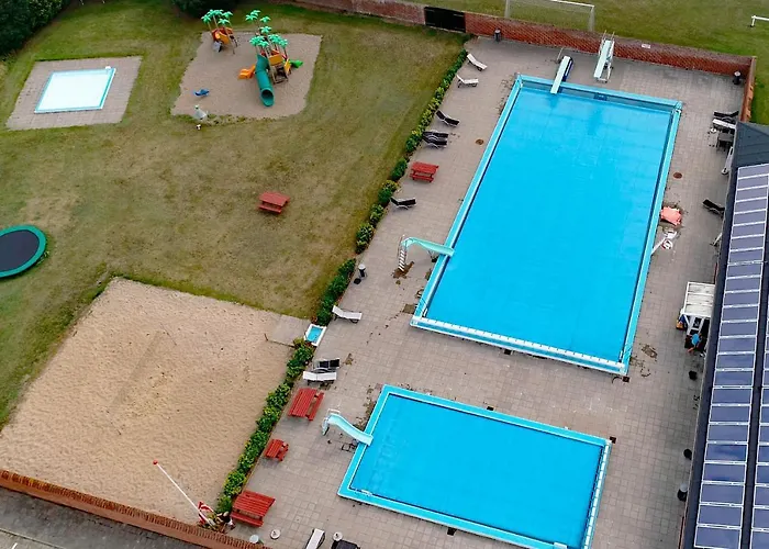 Кемпинг Bredebro Camping